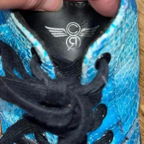 Creative Reaction Blue Snakeskin low top sneaker, shoes - Picture 6 of 14